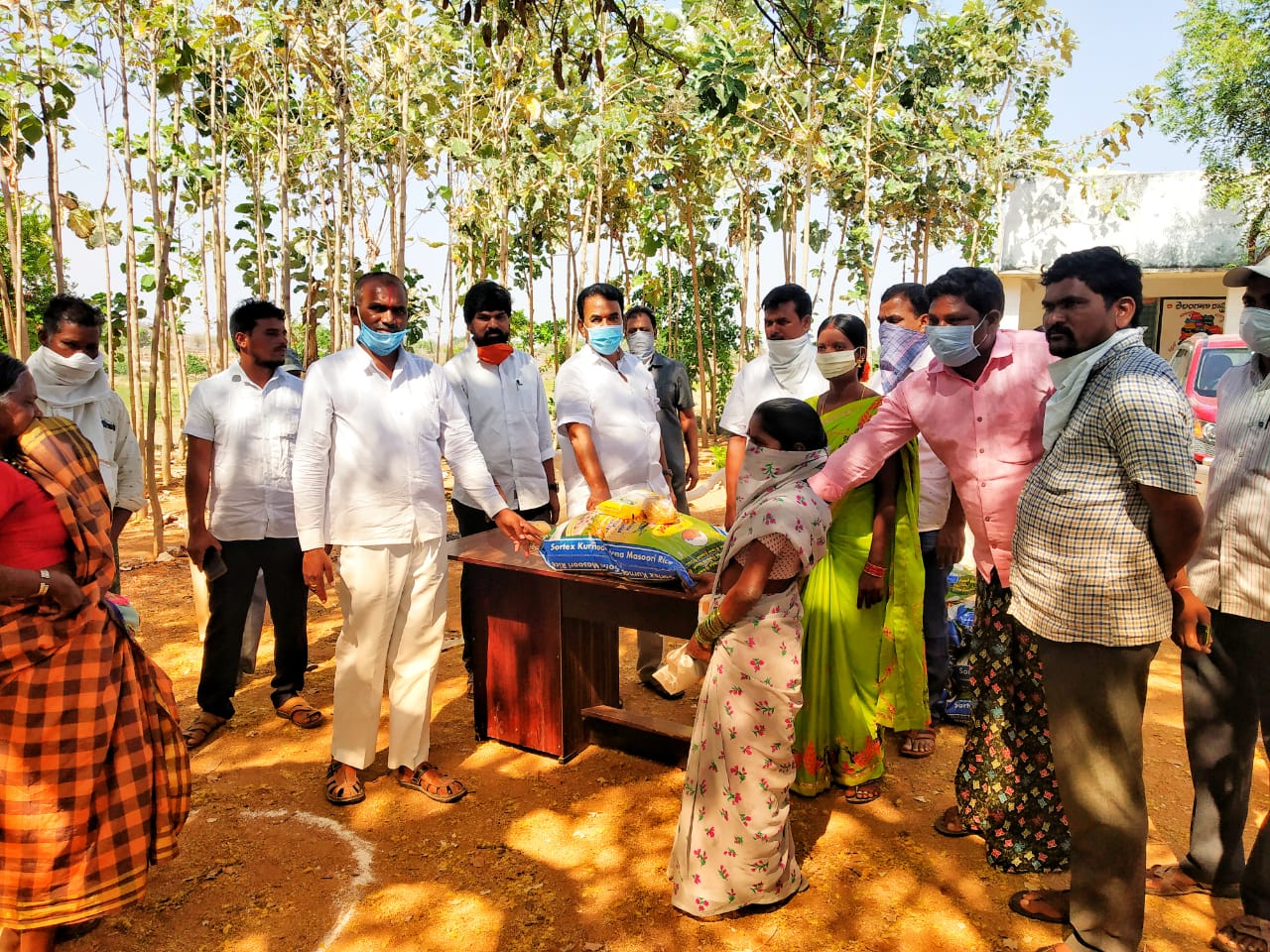 సీఎం కేసీఆర్​ నాయకత్వంలో ముందుకు సాగుదాం